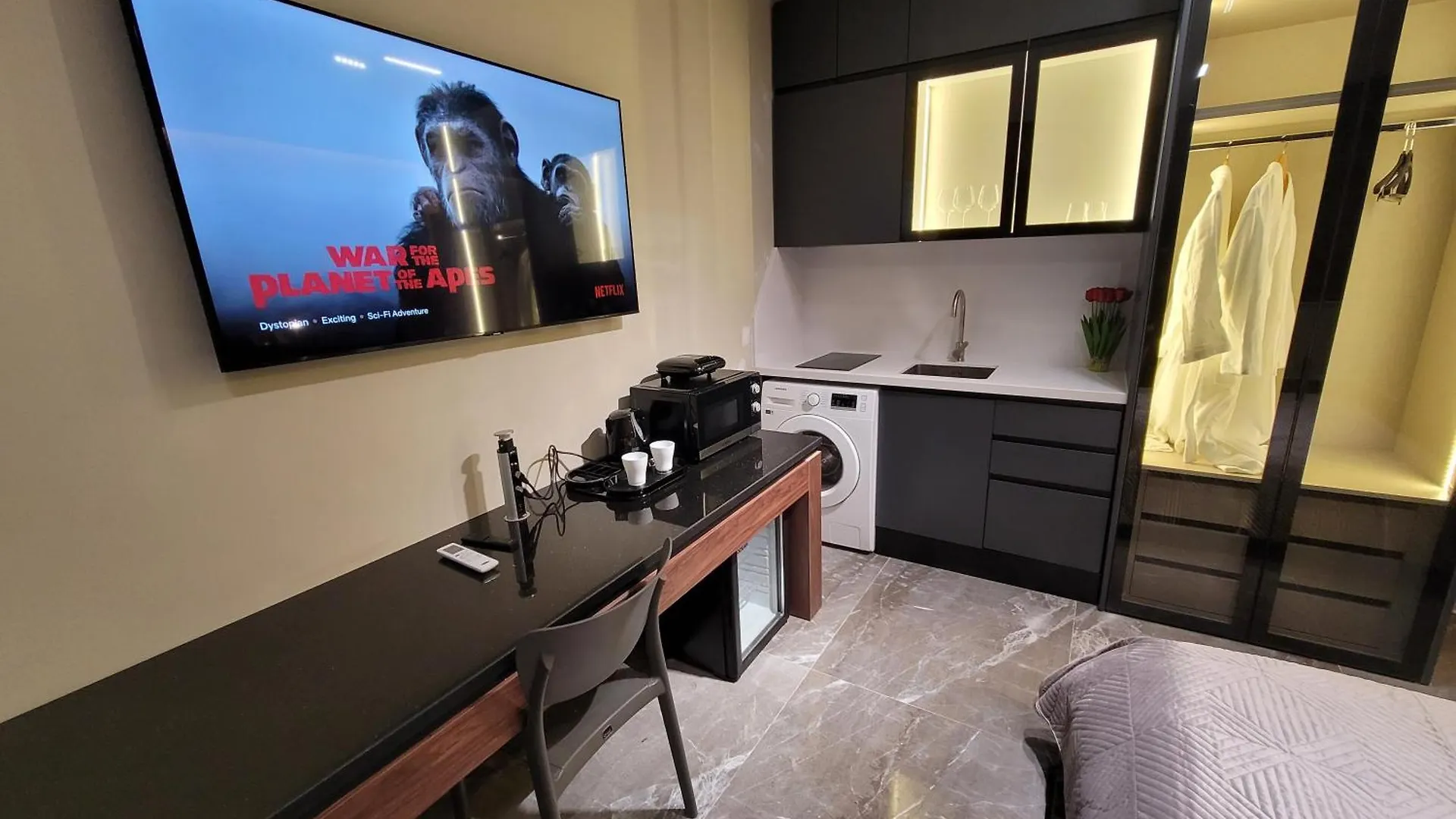 La Mirage Suites & Apartments Tirana 0*,  Albanien